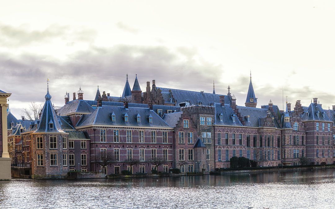 Verdiepende benchmark personele lasten en bedrijfsvoering voor een middelgrote stedelijke gemeente – Van groeiende formatie naar inzicht in de effectiviteit van personele inzet