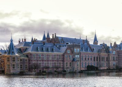 Verdiepende benchmark personele lasten en bedrijfsvoering voor een middelgrote stedelijke gemeente – Van groeiende formatie naar inzicht in de effectiviteit van personele inzet